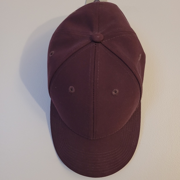 Burgundy Aritzia Baseball cap